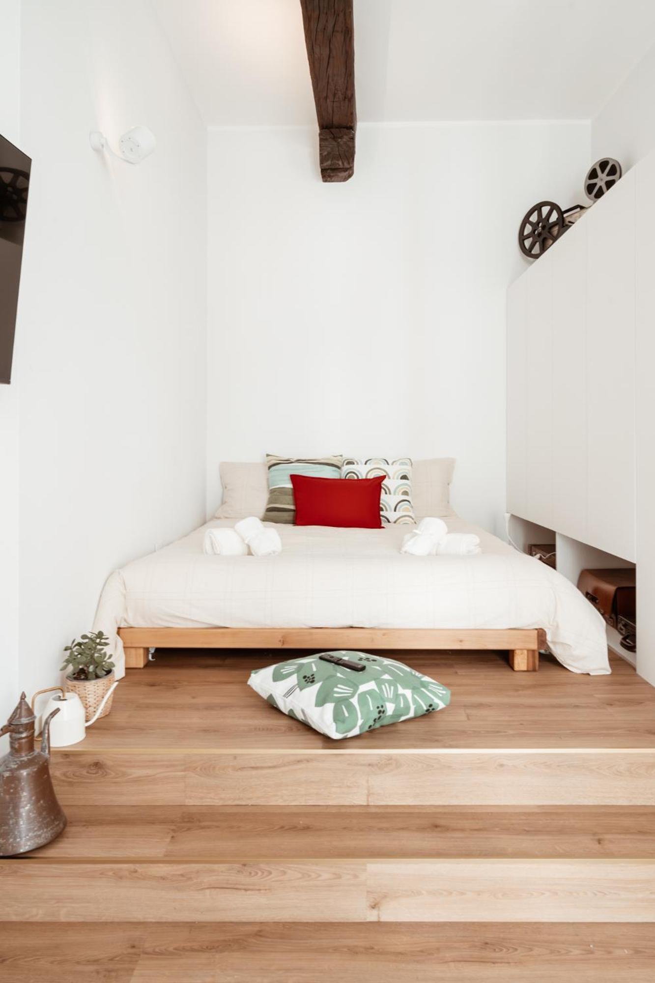 Mercanti Modern Flat - Balcony - Torino Centro Luaran gambar